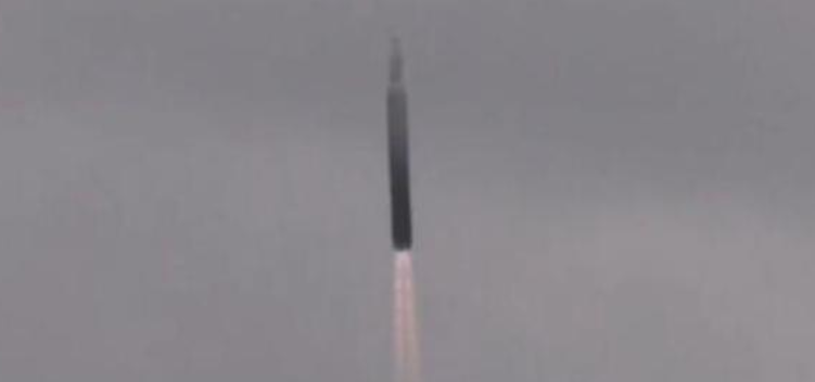 碳纖維復合材料的技術壁壘難道真的難以逾越嗎?俄羅斯軍工在碳纖維材料應用方面的成功突破在更深層次上說明了,碳纖維技術壁壘重重,但并非無法逾越